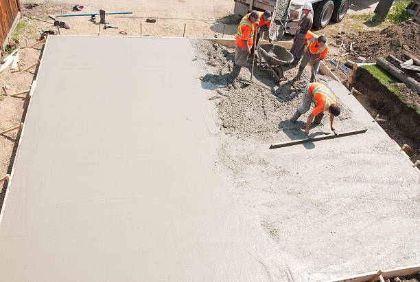 Best Concrete Driveway Installation in Saybrook Manor, CT